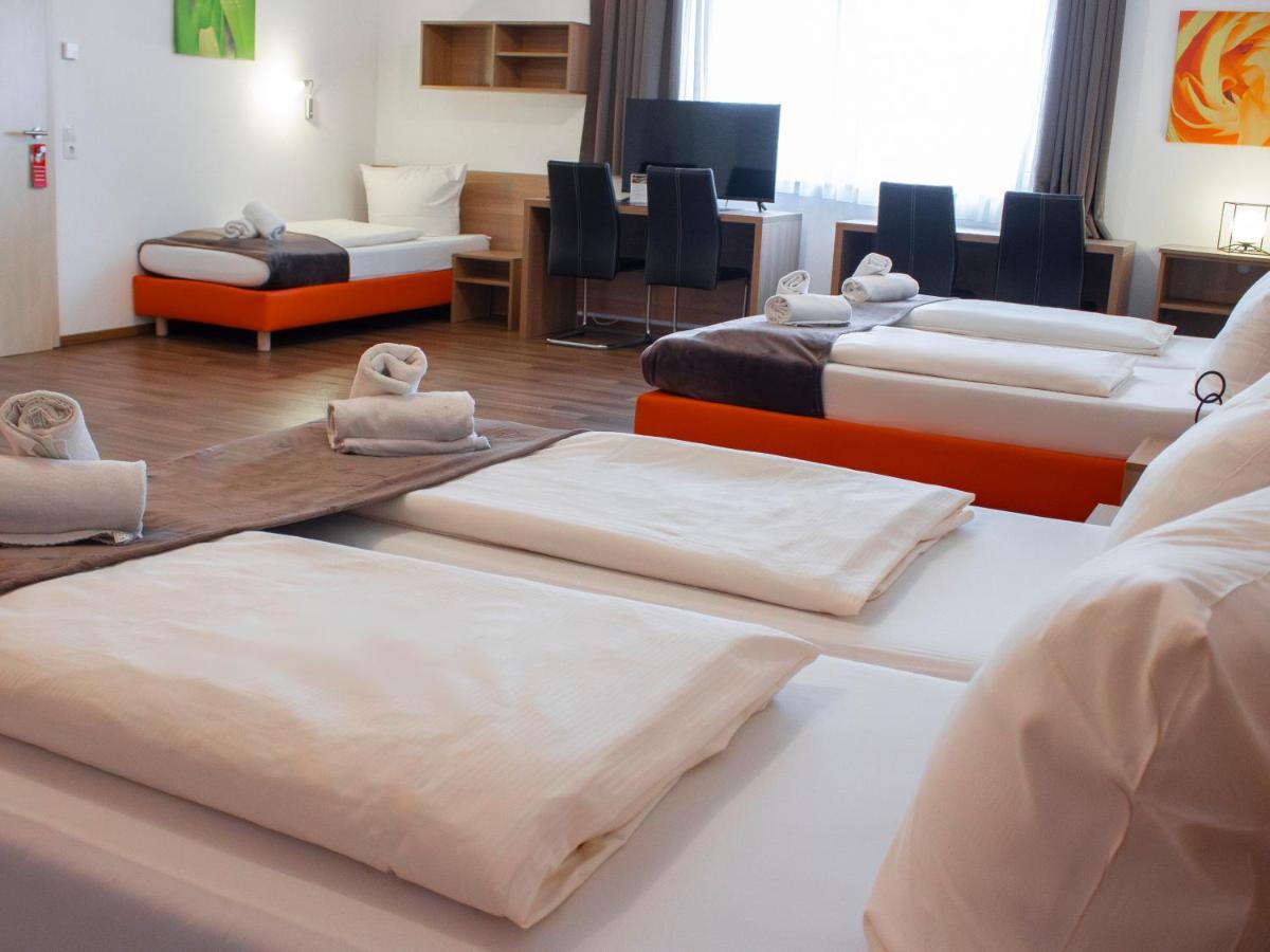 ออเรนจ์ โฮเต็ล แอนด์ อพาร์ตเมนต์ Hotel นอย-อุล์ม ภายนอก รูปภาพ